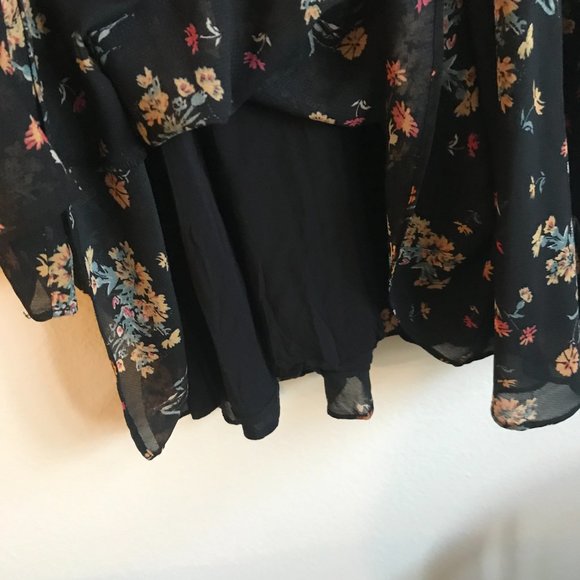 Free People Chiffon Lilou Dress Black Floral Print Bell Sleeves Flowy V Neck S - Picture 7 of 9